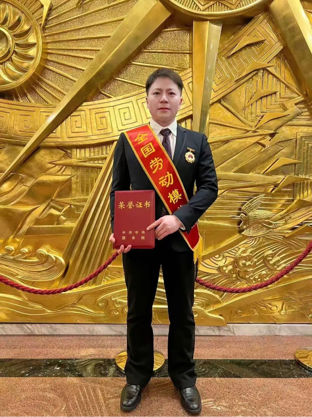 走近全国劳动模范，感受榜样力量|"全国劳动模范"王孜员工采访